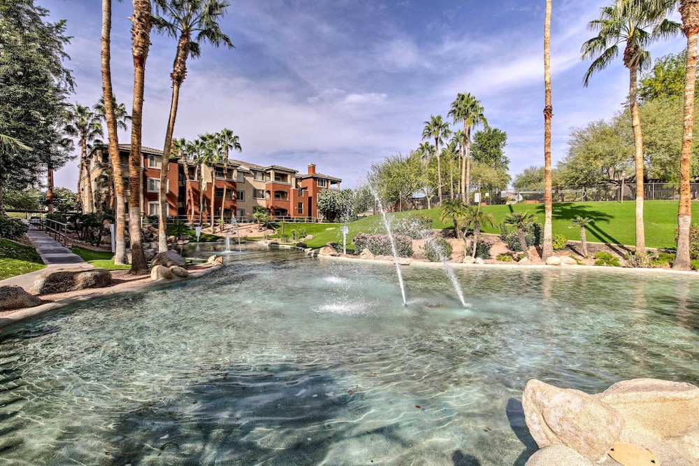 Modern Phoenix Condo w Resort Pool & Spa - photo 18