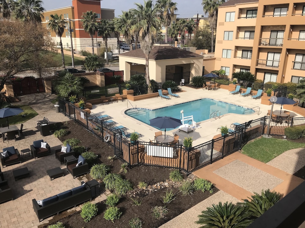 Courtyard by Marriott San Antonio Airport in San Antonio, United States