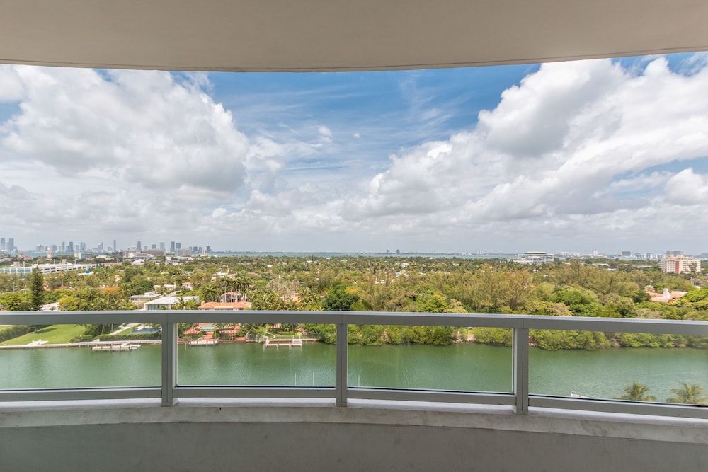 Fontainebleau Miami Beach Private Luxury Suites - photo 460