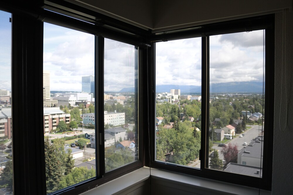 Inlet Tower Hotel & Suites - photo 27