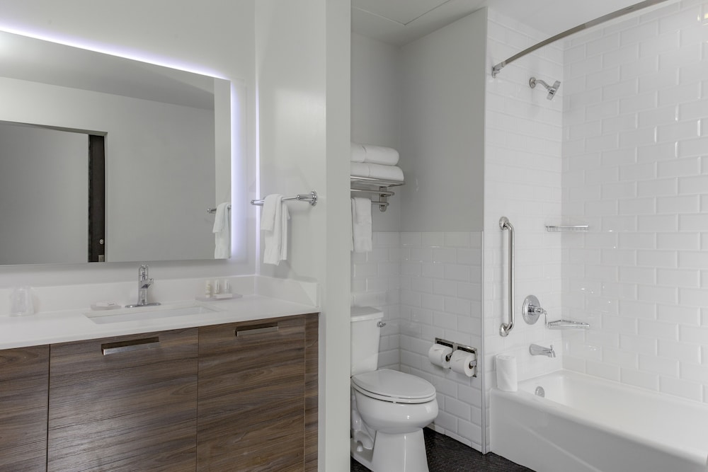 TownePlace Suites by Marriott Dallas Downtown - photo 7