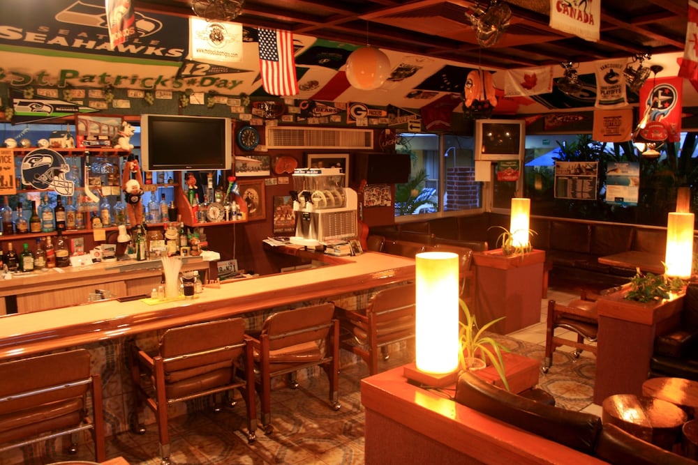 Sports bar