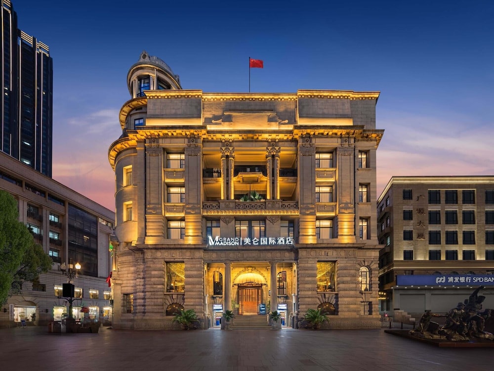 Wuhan Jiangtan Haobainian Meilun International Hotel — 4-Star Luxury Hotel in Wuhan, People's Republic of China