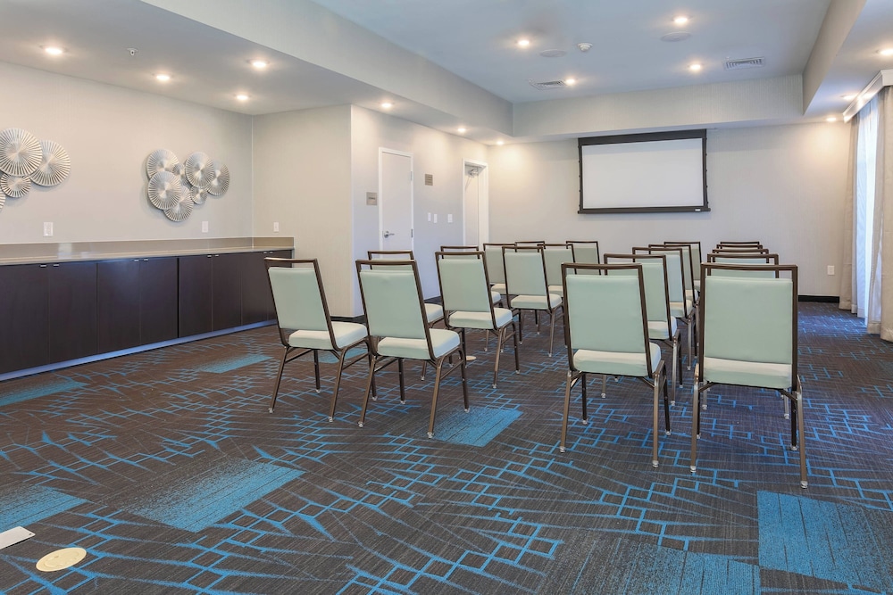 Fairfield by Marriott Inn & Suites Wichita Falls Northwest - photo 32