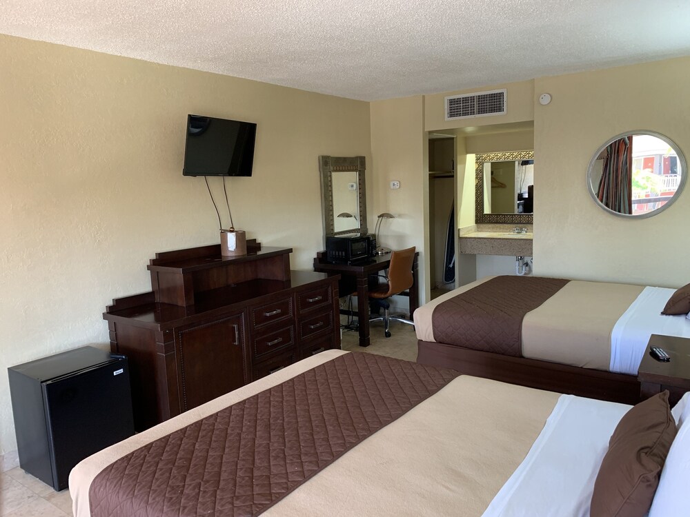 Rodeway Inn Holiday FL - photo 5