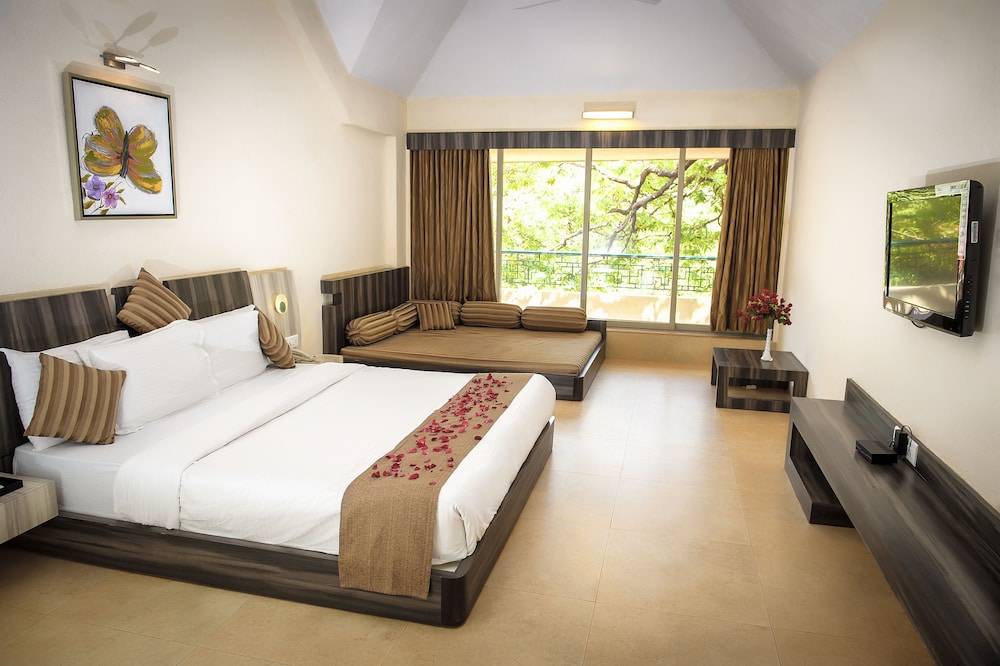 Adamo the Resort — Panvel — photo 4