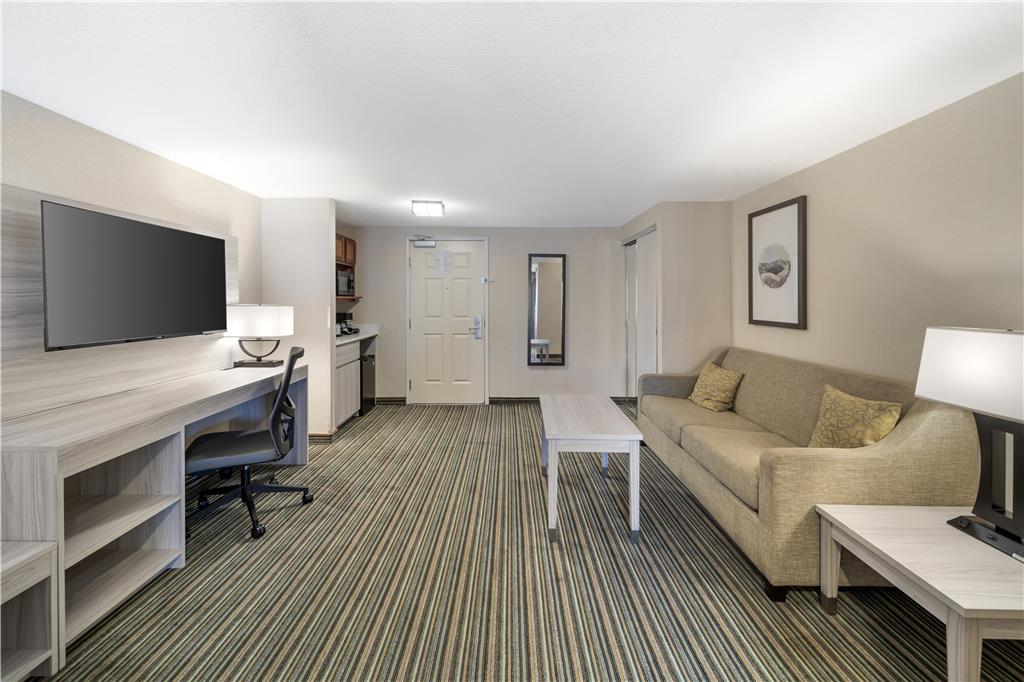 Best Western Plus Twin View Inn & Suites - photo 35