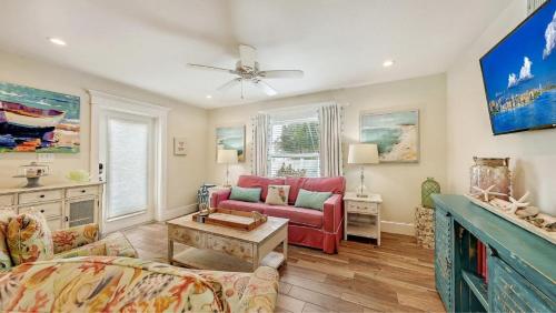 Canal Lower Gorgeous 3 bed 3 bath near SK Village - photo 5