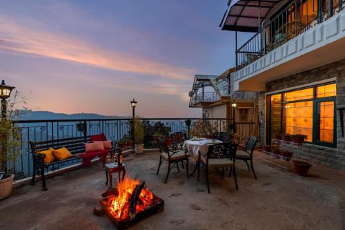 Alaya Stays Meridian Oak Shimla — 4-Star Luxury Hotel in Shimla, India