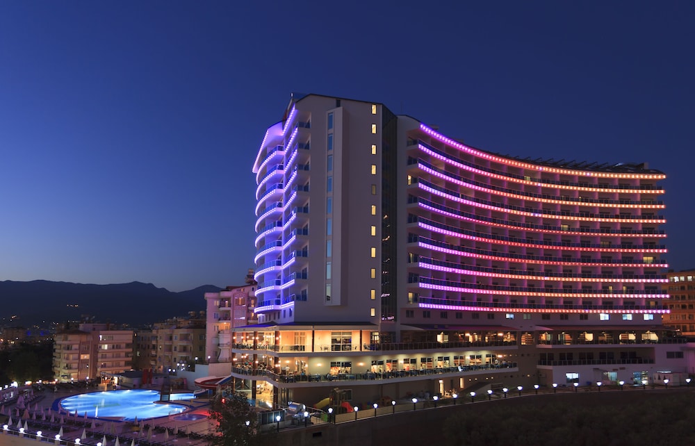 Diamond Hill Resort Hotel in Alanya, Turkey