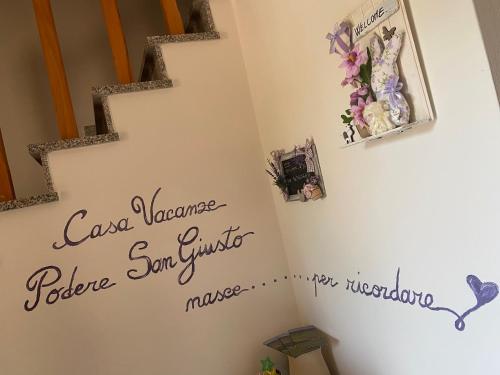 Casa Vacanze Podere San Giusto Volterra — 4-Star Luxury Hotel in Volterra, Italy