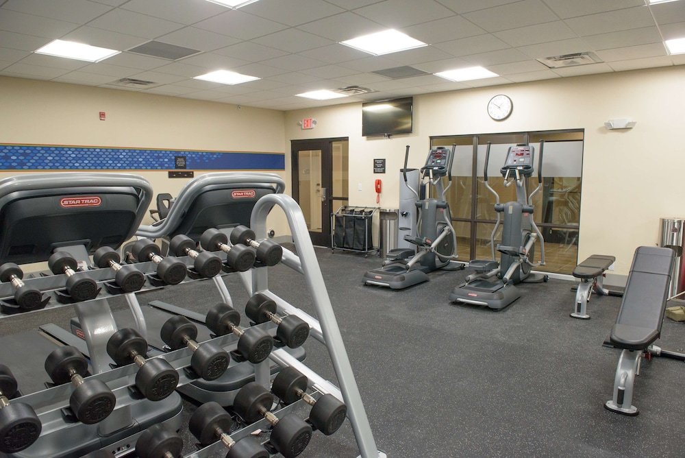 Hampton Inn & Suites Bay City - photo 30