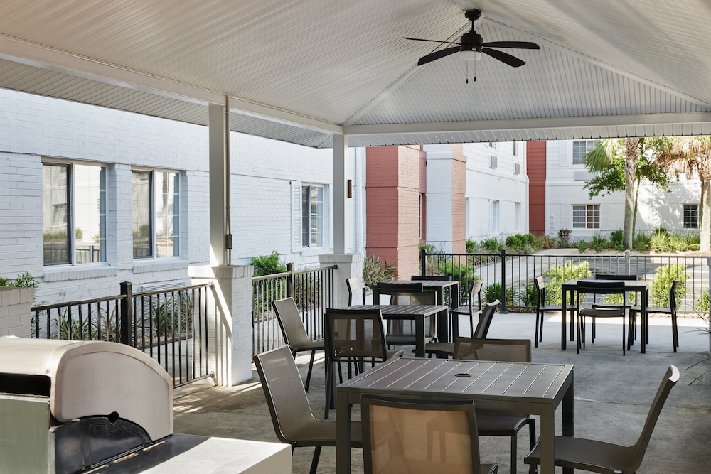 Candlewood Suites I 26 at Northwoods Mall by IHG - photo 31