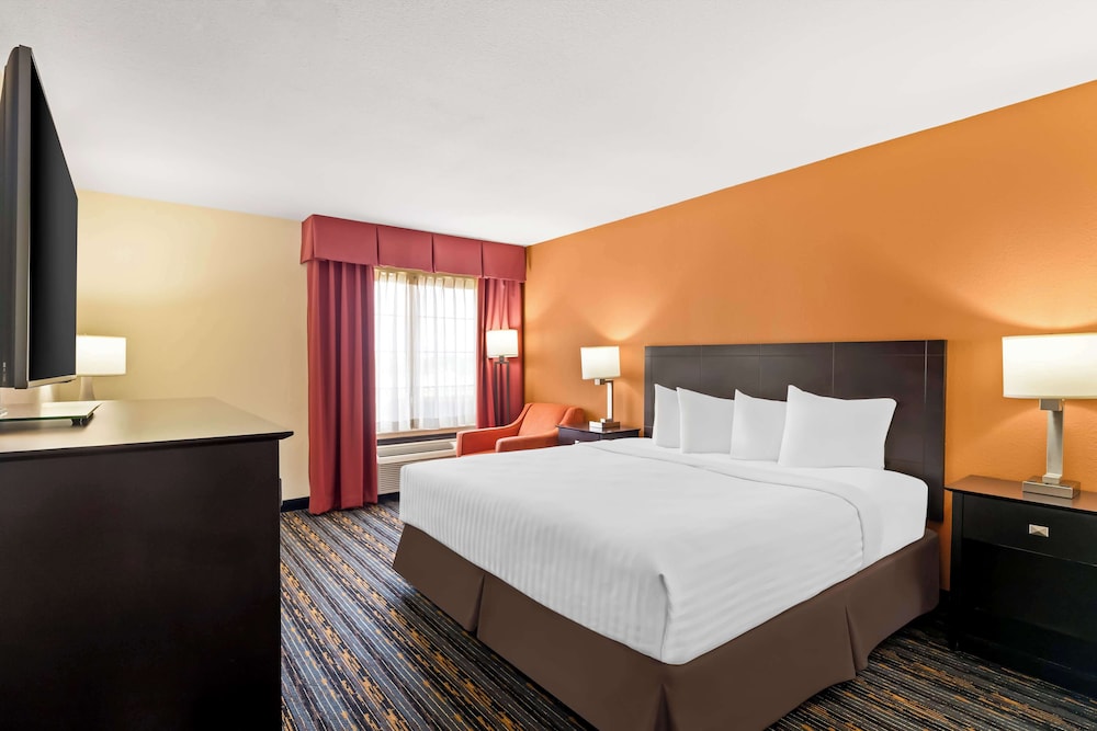 Best Western Kenosha Inn - photo 13