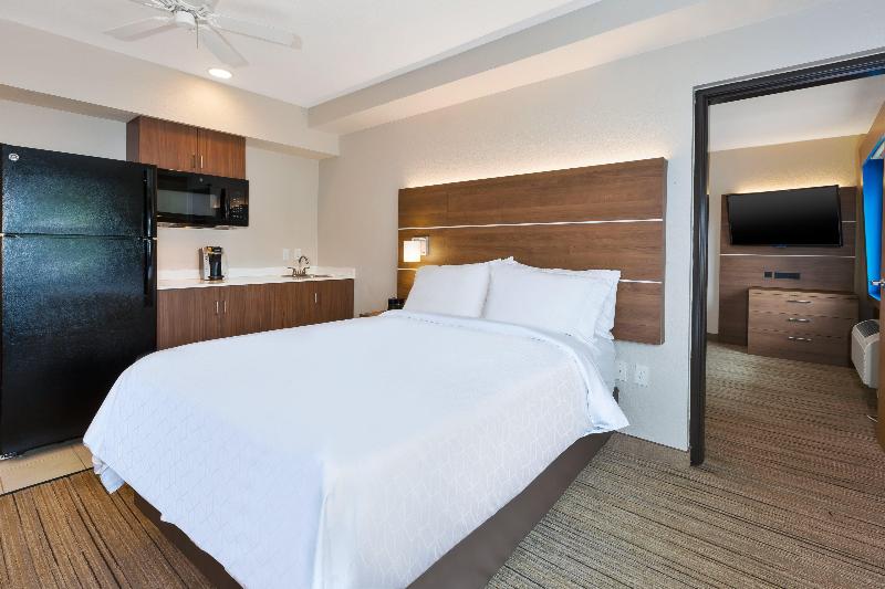 Holiday Inn Express & Suites Petoskey by IHG - photo 46