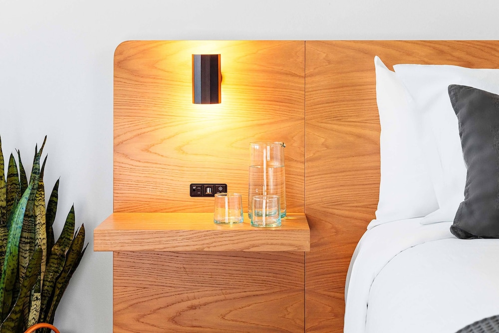 Hotel June West L.A. a Member of Design Hotels - photo 8