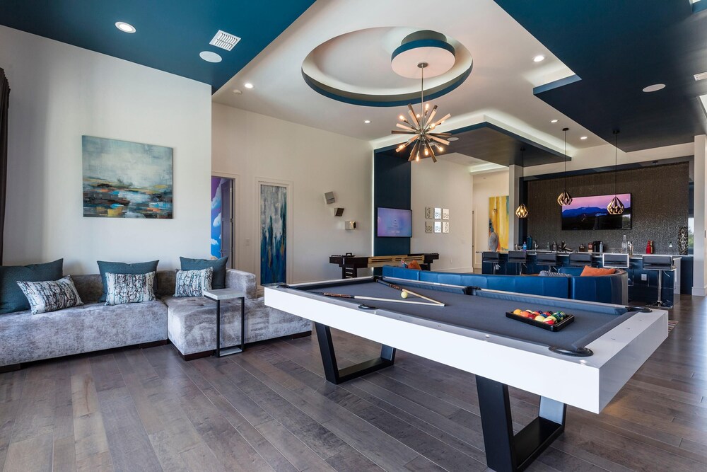 W318: 9 Bed Avengers Aladdin Superhero Arcade - photo 39