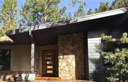 Bluebird Day Stargazer - last minute hotel in Bend