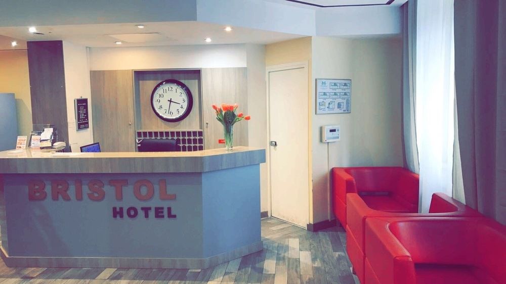 Bristol République - carbon neutral hotel in Paris