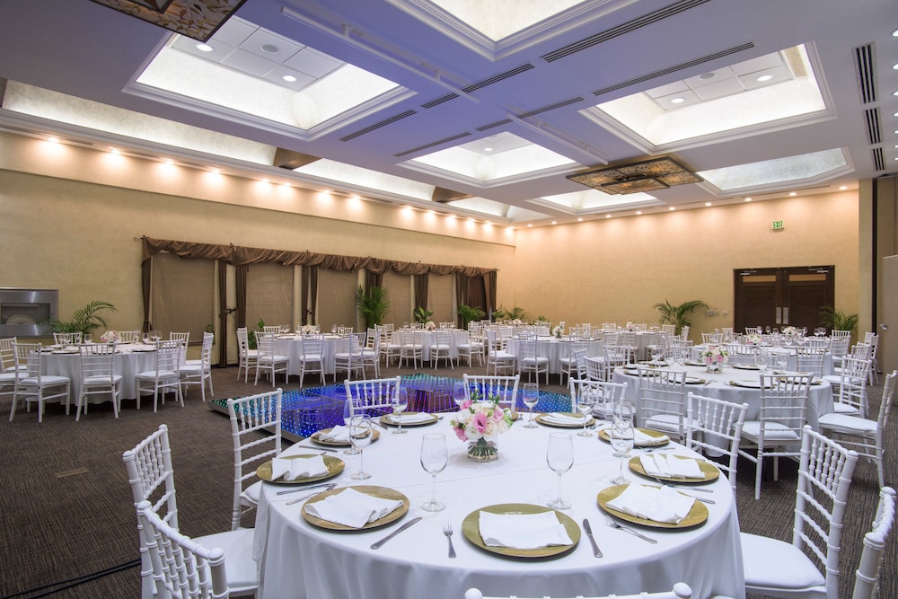 Indoor wedding