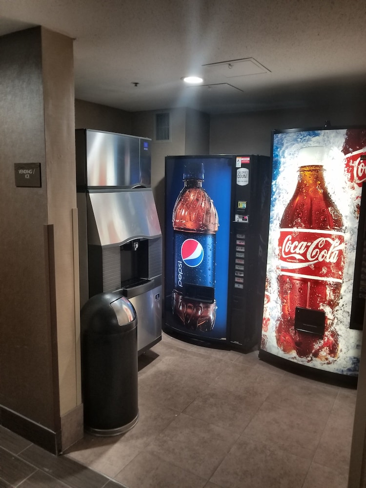 Comfort Inn Erie Near Presque Isle - photo 16