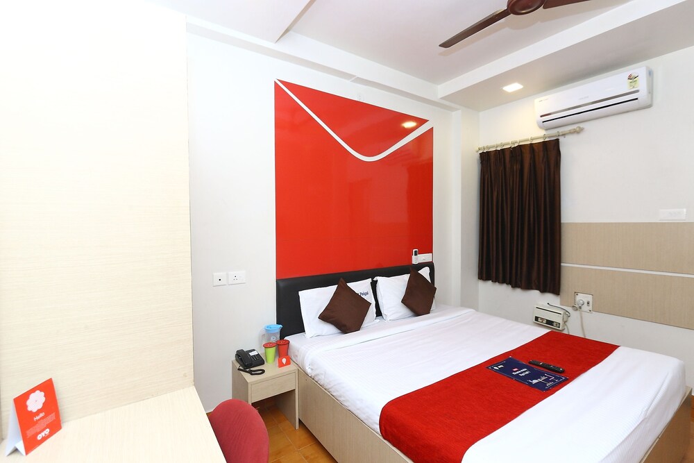 Hotel Poigai - last minute hotel in Chennai