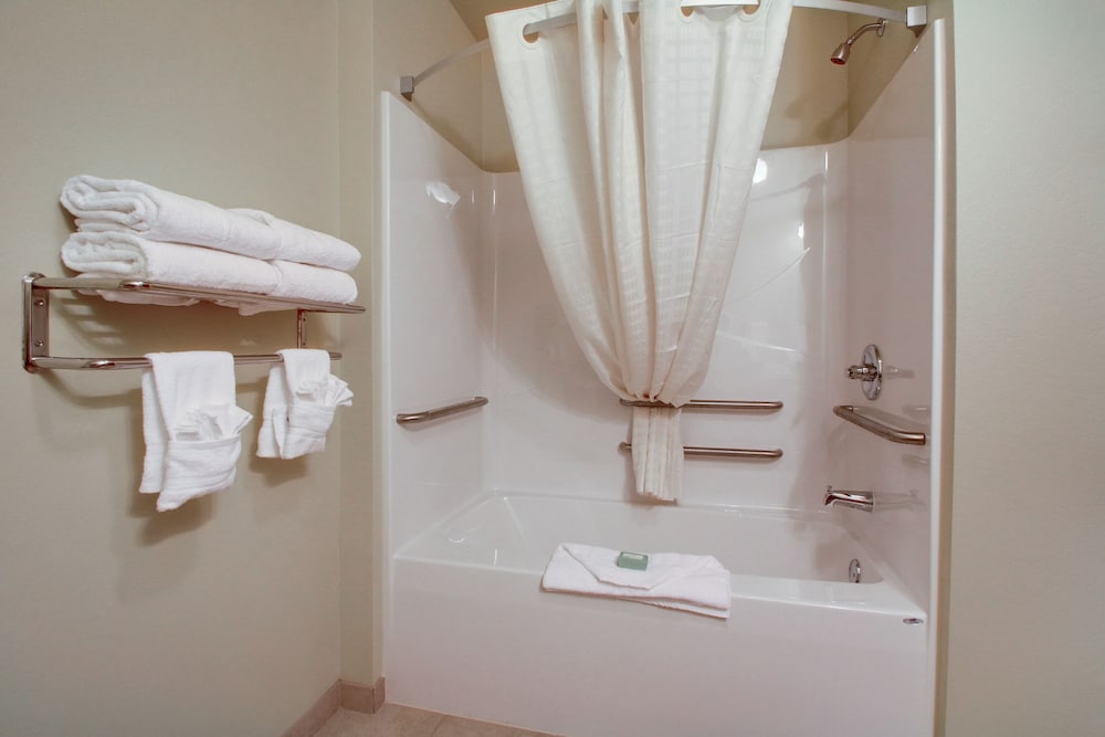 Cobblestone Hotel & Suites Charlestown IN - photo 20