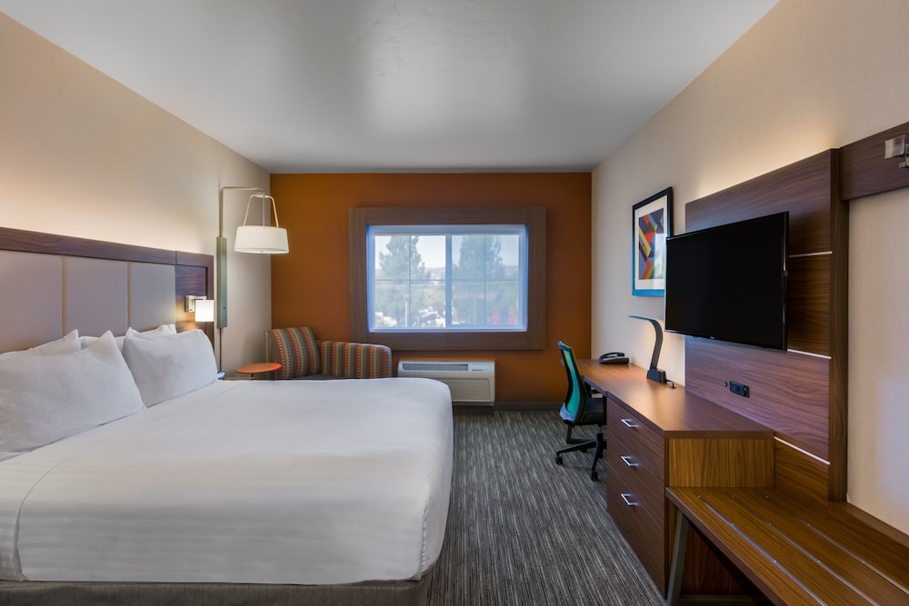 Holiday Inn Express Hotel & Suites Oroville Lake by IHG - photo 8