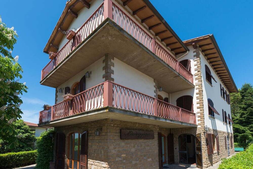 Albergo Minisoggiorno - carbon neutral hotel in San Casciano In Val Di Pesa