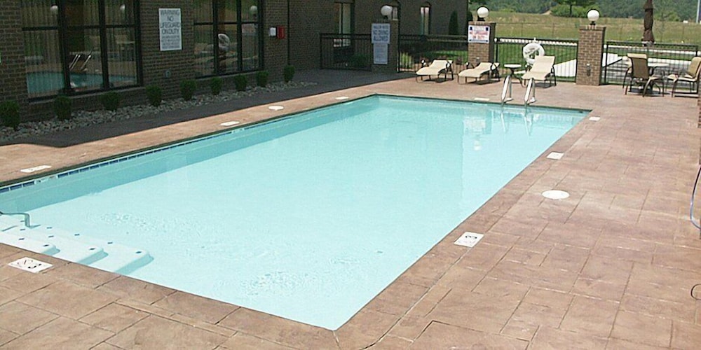 Holiday Inn Express Cleveland Northwest by IHG - photo 43