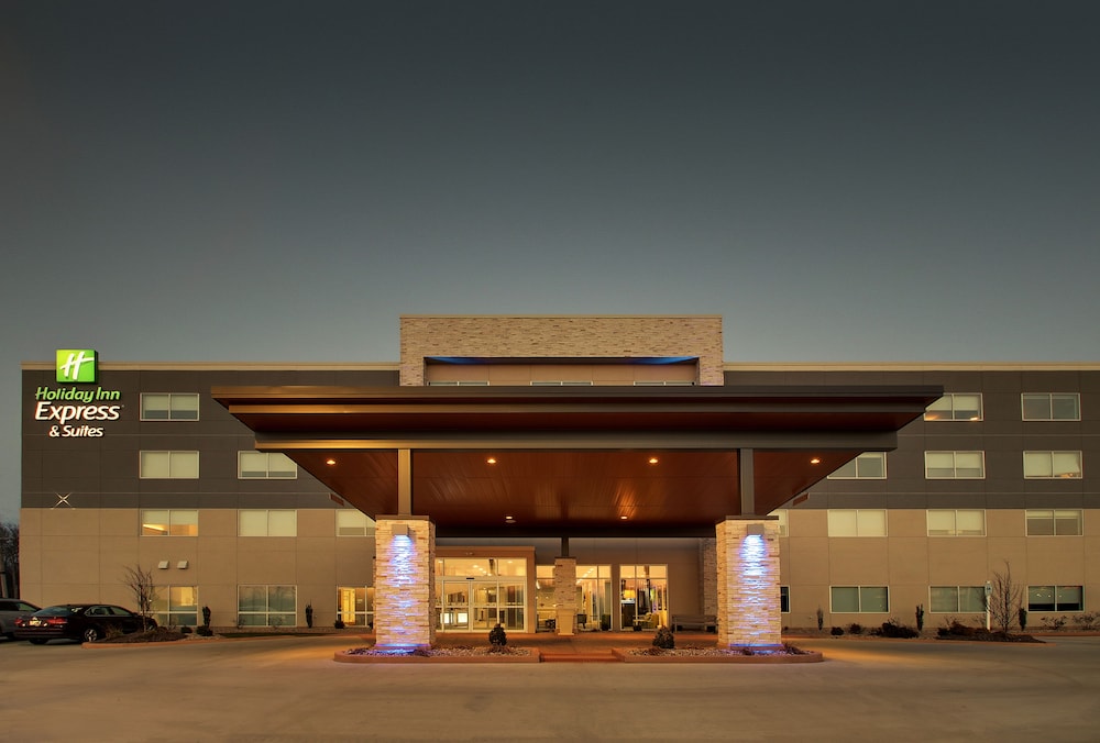 Holiday Inn Express & Suites Mount Vernon by IHG - photo 52
