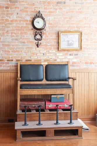The Historic Wolf Hotel - photo 49
