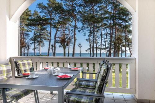 Villa Strandidyll Binz Typ 3 Apartment 4 — 4-Star Luxury Hotel in Ostseebad Binz, Germany