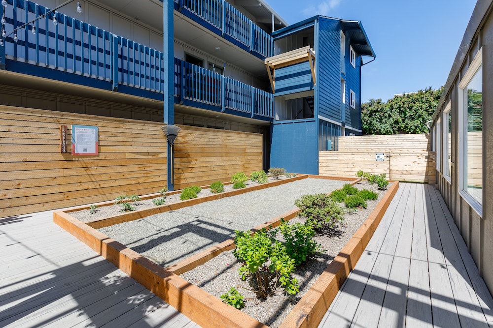 Surfland Hotel - photo 39