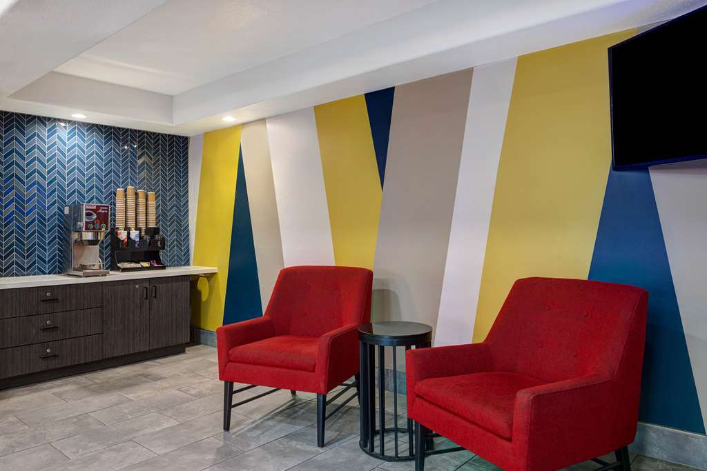 Motel 6 Buttonwillow CA Central - photo 20
