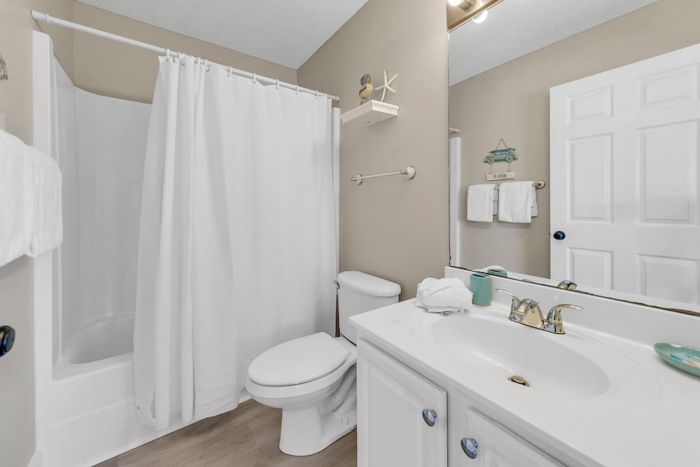 Crystal Village II Unit 16B - photo 21