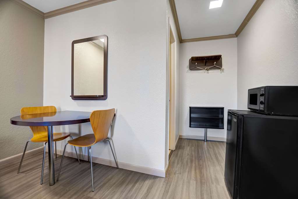 Motel 6 Red Bluff CA - photo 17