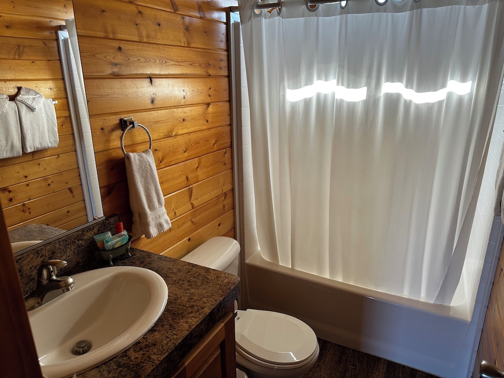 Westport Marina Cottages - photo 58