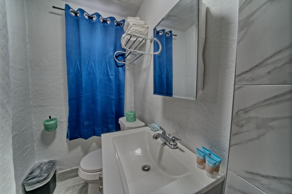 Aqua View Motel - photo 38