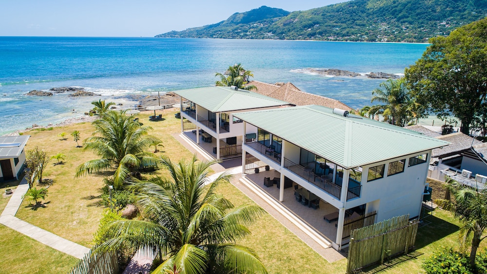 Beach Cottages — 4-Star Luxury Hotel in Bel Ombre, Seychelles