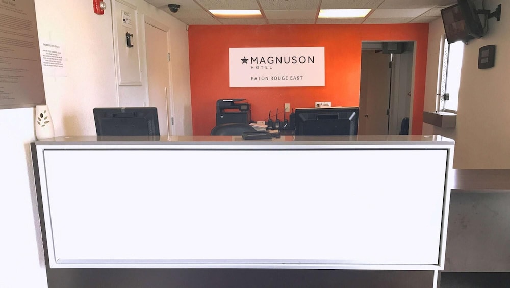Magnuson Hotel Baton Rouge East - photo 2