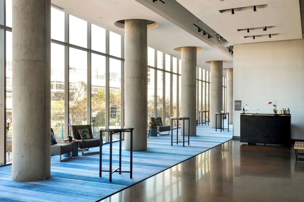 Aloft by Marriott Boston Seaport District - photo 29