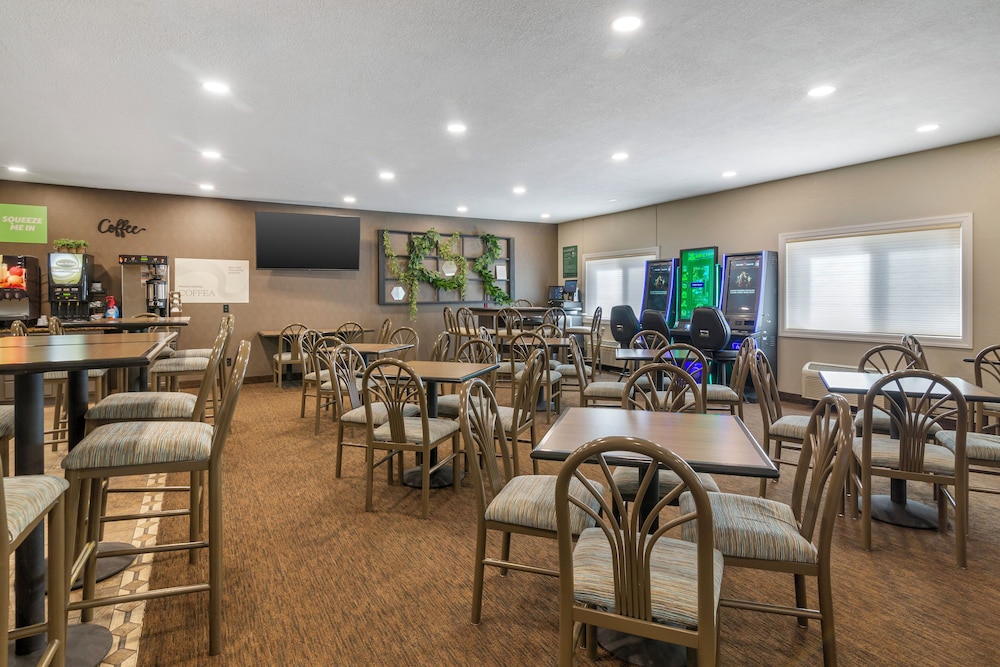EverSpring Suites - photo 27