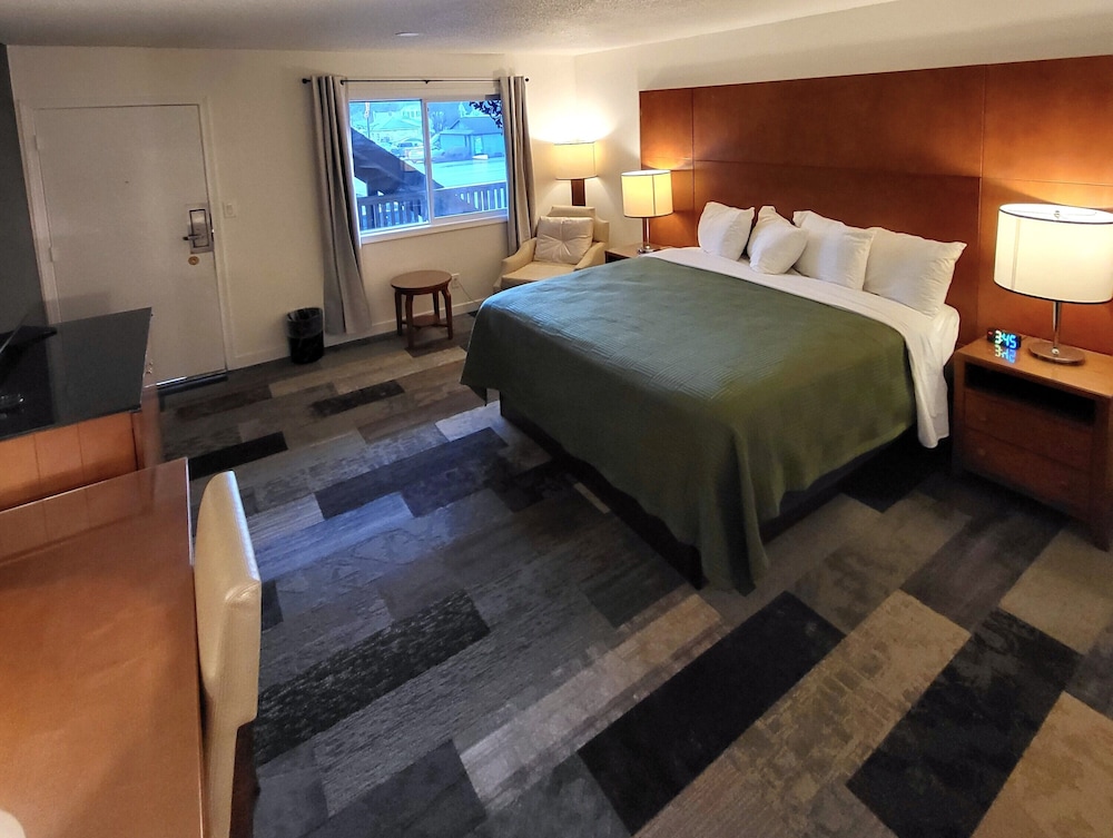 Shelton Inn - photo 5