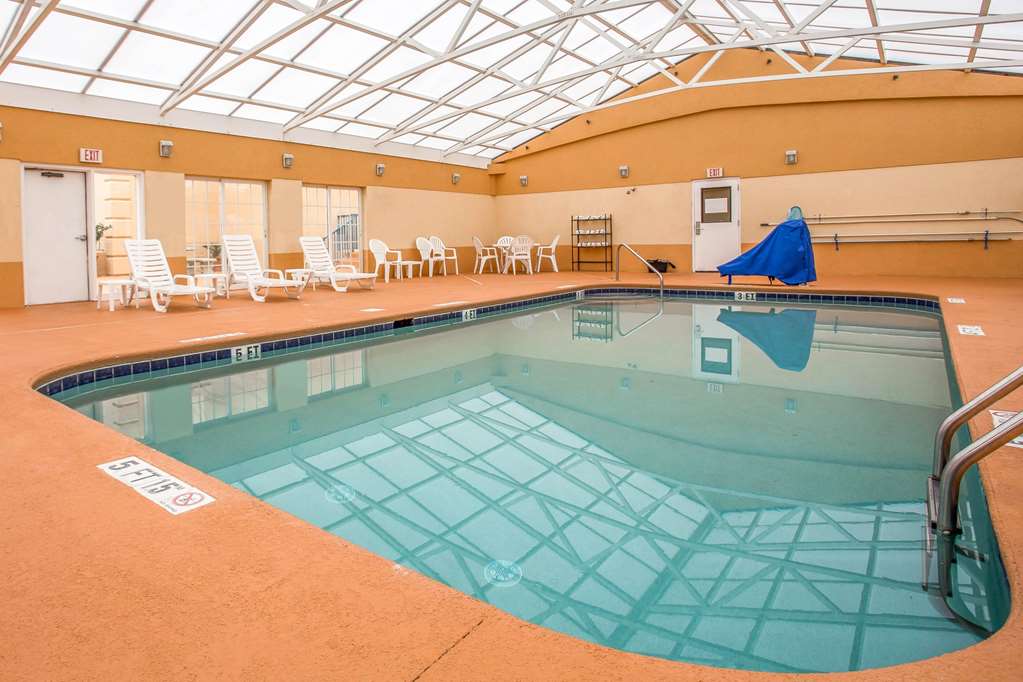 Comfort Inn & Suites Ft. Jackson Maingate - photo 21