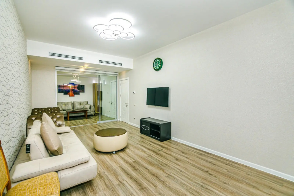 Sabah Residance sea view 3 bedroom — 4-Star Luxury Hotel in Baku, Azerbaijan