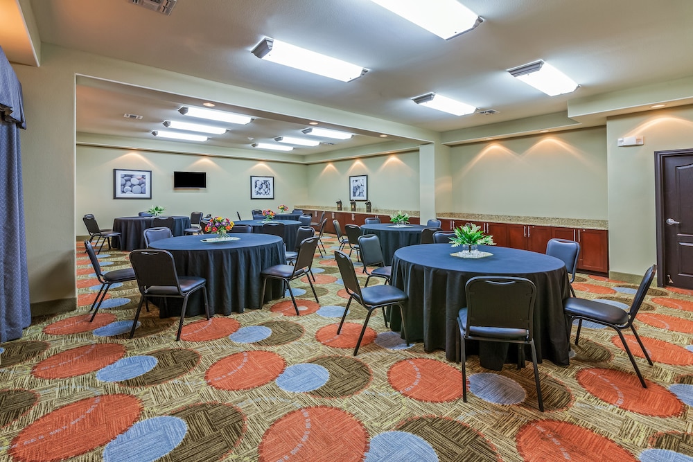 Staybridge Suites Amarillo Western Crossing by IHG - photo 30