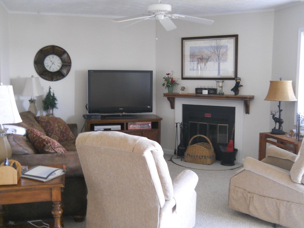 Sugar Ski & Country Club Unit 535 Silver in Banner Elk, United States