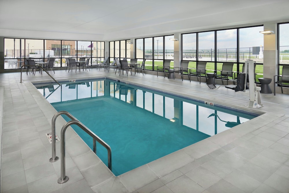 Fairfield Inn & Suites Columbus - photo 15