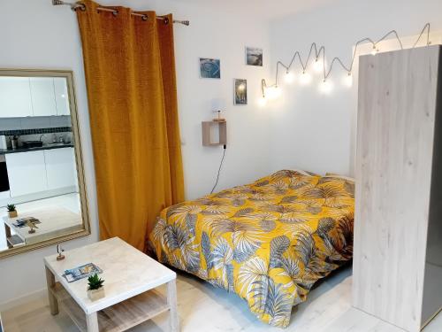 Studio a Deux Pas de la Plage in Saint-Quay-Portrieux, France